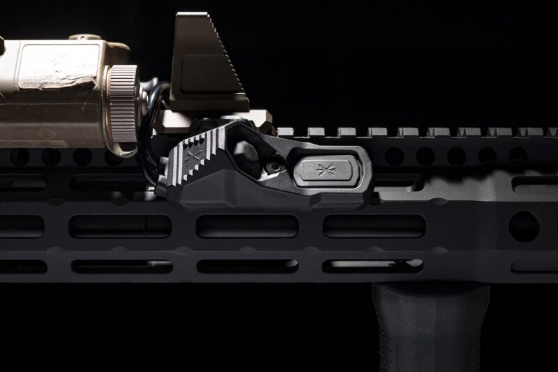 Unity Tactical AXON M-LOK Mounting Kit Unity Tactical AXON M-LOK Mounting Kit