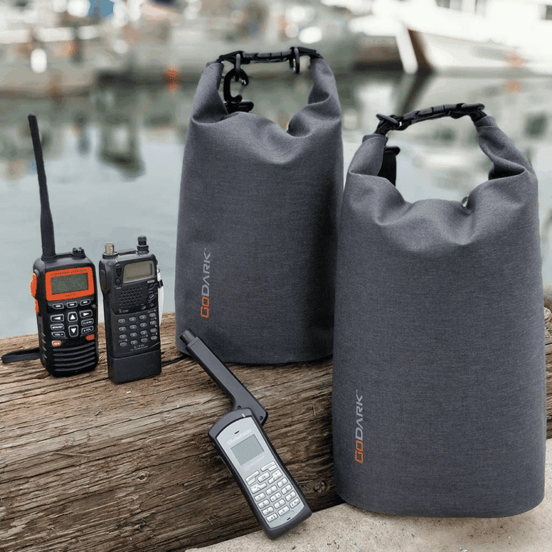 dry-bag-faraday-with-sat-phones dry-bag-faraday-with-sat-phones