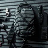 Fade Sling Black