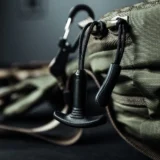 Fade Sling T-Zipper Pull