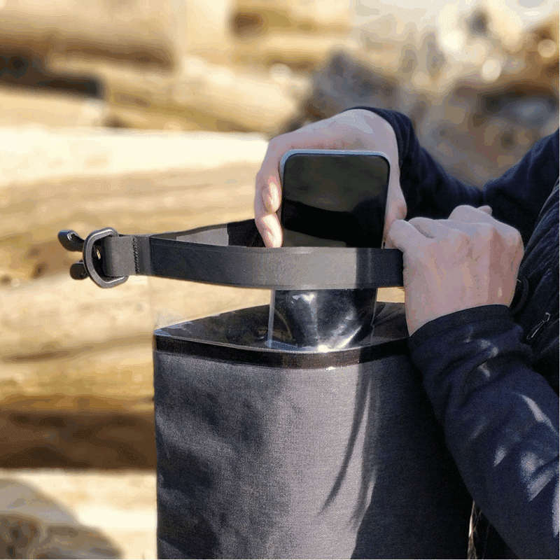 godark-faraday-dry-bag-10-liter-3 GoDark Faraday Dry Bag (10L)